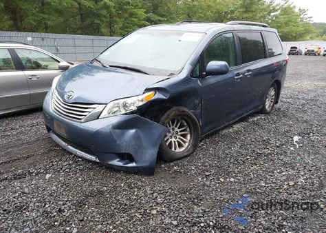 2017 Toyota Sienna Xle 8 Passenger from USA, damaged, VIN 5TDYZ3DC9HS797338
